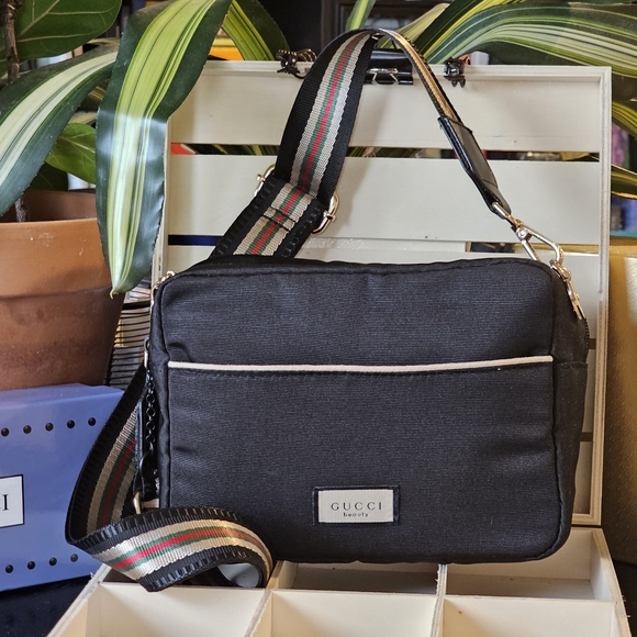 Gucci Accessories - Gucci Nylon Black Zip Clutch w/Sherry Line Crossbody Strap Added NWOT
